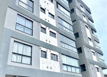 Apartamento no Bairro Balneário Perequê em Porto Belo com 3 Dormitórios (3 suítes) e 114 m² - 5823