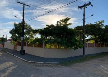 Terreno no Bairro Ubatuba em São Francisco do Sul com 1115 m² - LG8472