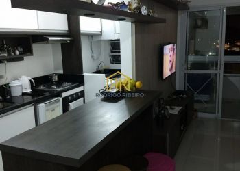 Apartamento no Bairro Areias em São José com 3 Dormitórios (2 suítes) - A3321