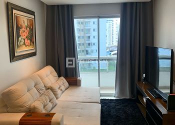 Apartamento no Bairro Campinas em São José com 2 Dormitórios (1 suíte) e 64 m² - 21500