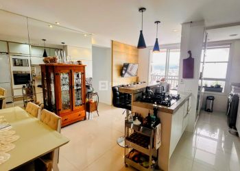 Apartamento no Bairro Cidade Jardim de Florianópolis em São José com 3 Dormitórios (1 suíte) e 79 m² - 20592