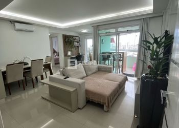 Apartamento no Bairro Floresta em São José com 2 Dormitórios (1 suíte) e 87 m² - 20448