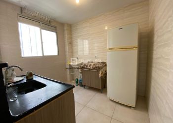 Apartamento no Bairro Roçado em São José com 2 Dormitórios e 48 m² - 21195