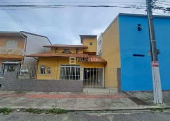 Casa no Bairro Bela Vista I em São José com 5 Dormitórios (1 suíte) e 218 m² - 20784