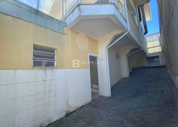 Casa no Bairro Centro em São José com 4 Dormitórios (1 suíte) e 242 m² - 21304