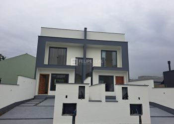 Casa no Bairro Forquilhas em São José com 2 Dormitórios (2 suítes) e 90 m² - 20257