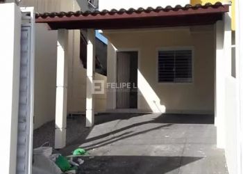 Casa no Bairro Forquilhas em São José com 2 Dormitórios (1 suíte) e 60 m² - 21352