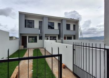 Casa no Bairro Potecas em São José com 2 Dormitórios (2 suítes) e 85 m² - 20980
