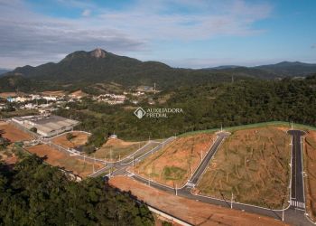 Terreno no Bairro Sertão do Maruim em São José com 360 m² - 358049