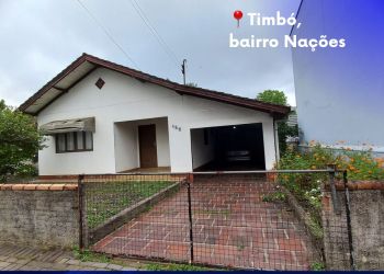 Casa no Bairro Nações em Timbó com 4 Dormitórios - 186